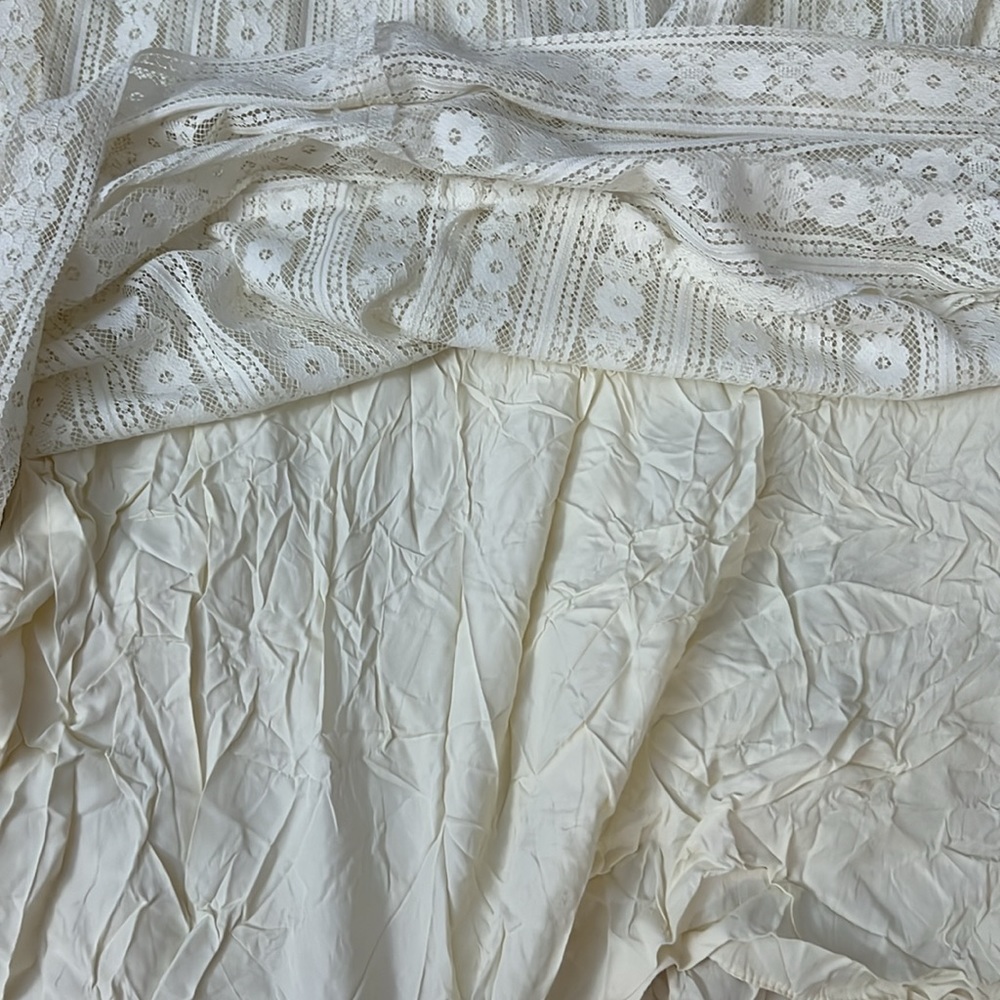 Vintage off white lace button up maxi dress - Picture 10 of 10